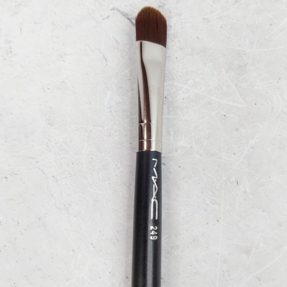 MAC 249 Large Shader Brush - Picture 4 of 6